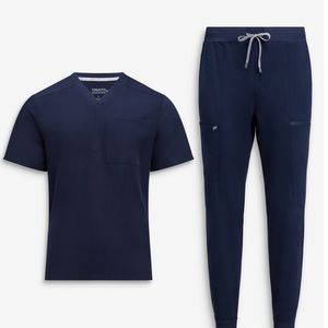 Men’s Fabletics Helix+All Shift Scrub Set